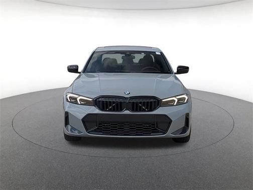 2025 BMW 330 i xDrive