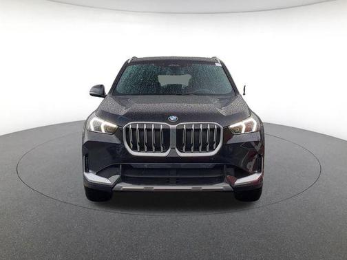 Black Sapphire Metallic 2026 BMW X1 xDrive28i