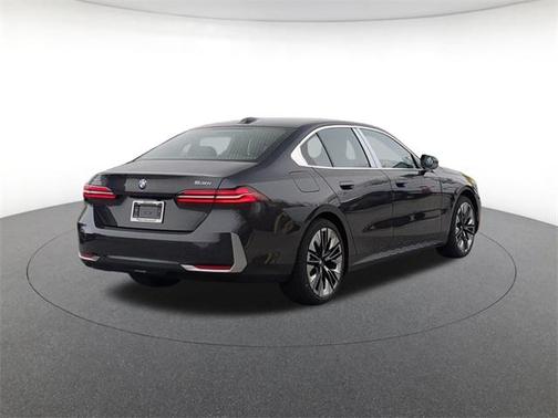 2026 BMW 530 i xDrive