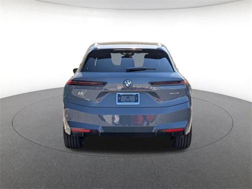 2026 BMW iX xDrive45