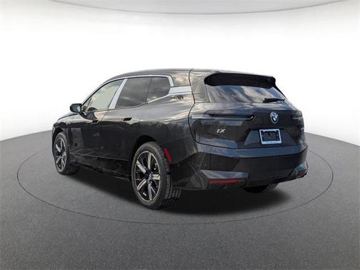 2025 BMW iX xDrive50