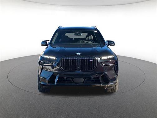 2026 BMW X7 M60i