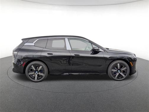 2025 BMW iX xDrive50