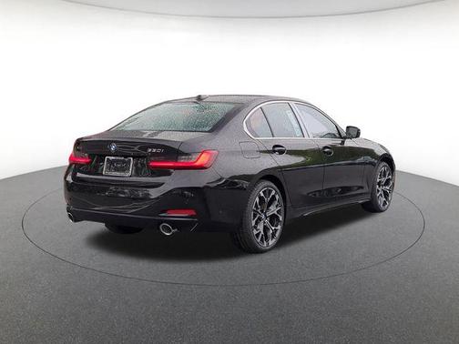 Black Sapphire Metallic 2026 BMW 330 xDrive