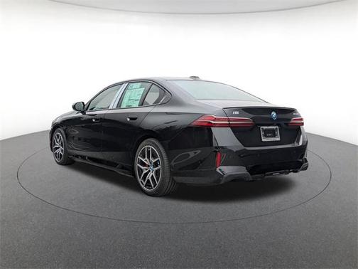2025 BMW i5 xDrive40