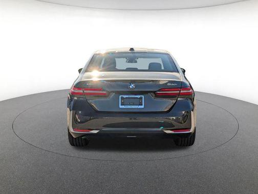 Dark Graphite Metallic 2026 BMW 530 xDrive