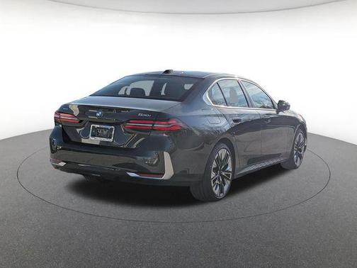 Dark Graphite Metallic 2026 BMW 530 xDrive