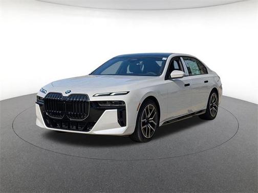 2026 BMW 740 i xDrive