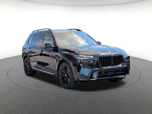 Black Sapphire Metallic 2026 BMW X7 xDrive40i