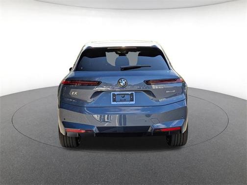 2026 BMW iX xDrive45