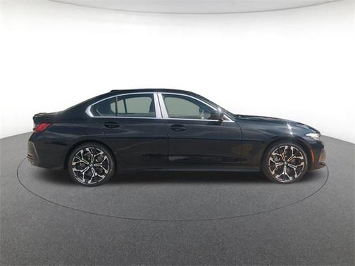 2025 BMW 330 i xDrive