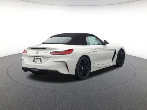 2026 BMW Z4 sDrive30i