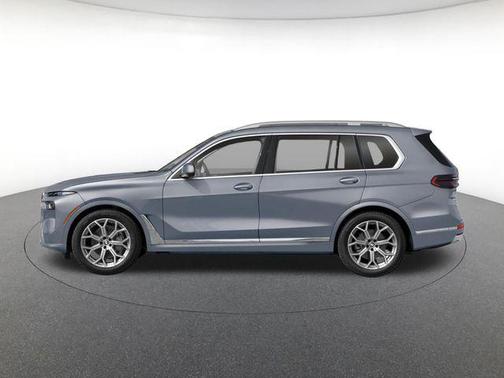 Copper Metallic 2027 BMW X7 xDrive40i