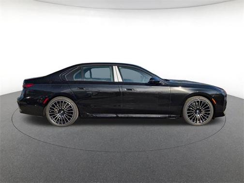 2026 BMW 740 xDrive