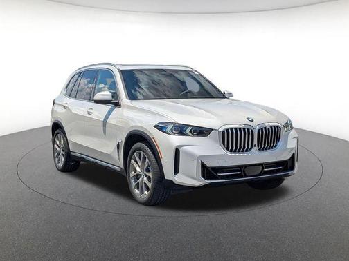 Mineral White Metallic 2026 BMW X5 xDrive40i