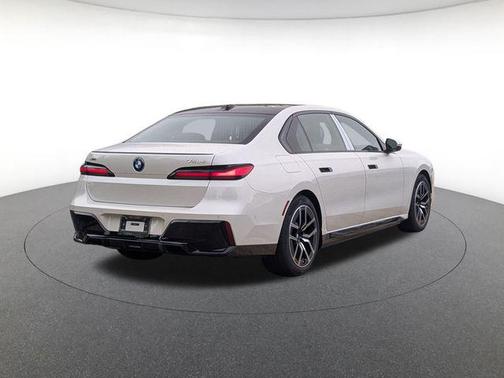 White Metallic 2026 BMW 750e i xDrive