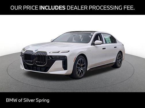 White Metallic 2026 BMW 750e i xDrive