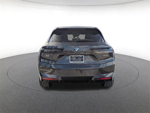 2025 BMW iX xDrive50