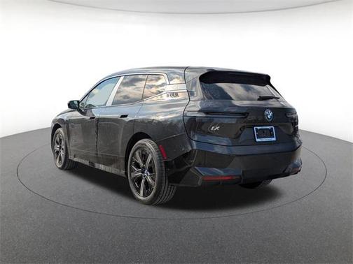 2025 BMW iX xDrive50