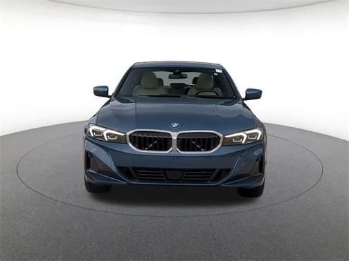 2025 BMW 330 i xDrive
