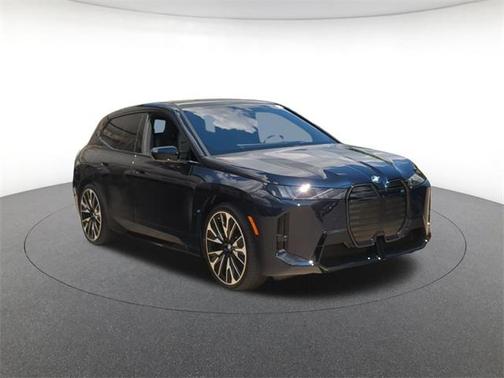 2026 BMW iX M70