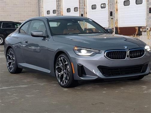 2025 BMW 230 i xDrive