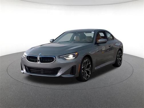 2025 BMW 230 i xDrive