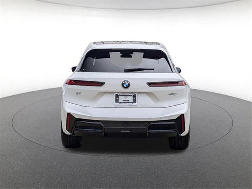 2026 BMW iX xDrive60
