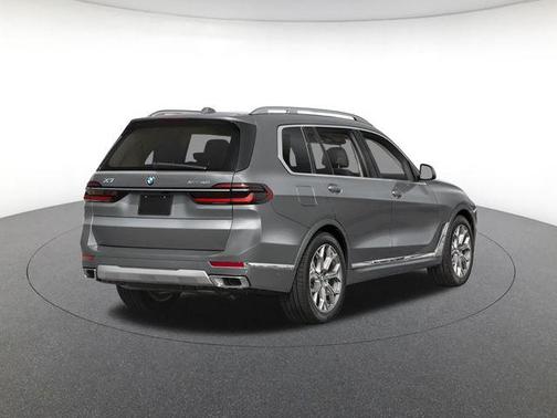 Gray Metallic 2027 BMW X7 xDrive40i
