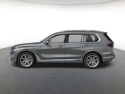 Gray Metallic 2027 BMW X7 xDrive40i