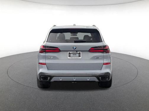Gray Metallic 2026 BMW X5 xDrive40i