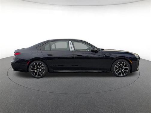 2026 BMW 740 xDrive