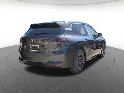 2026 BMW iX xDrive45