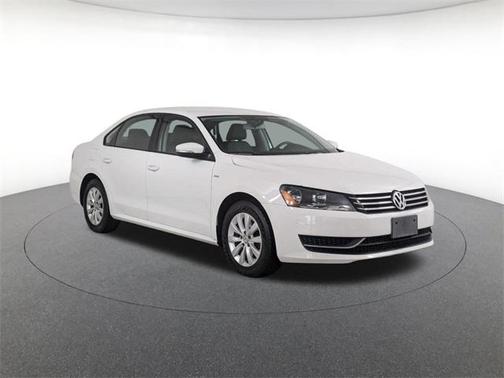 2014 Volkswagen Passat 1.8T S