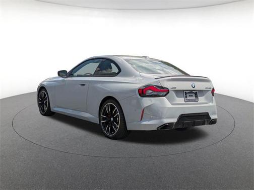 2025 BMW M240 i xDrive