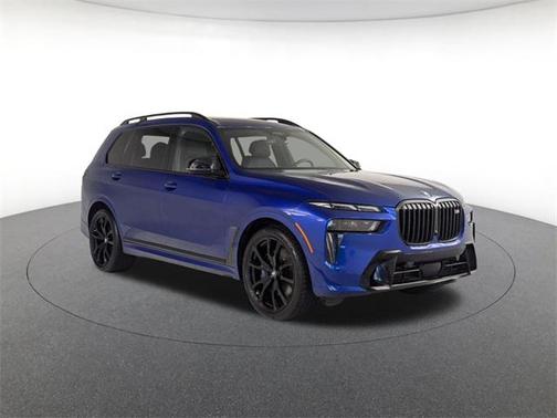 2024 BMW X7 M60i