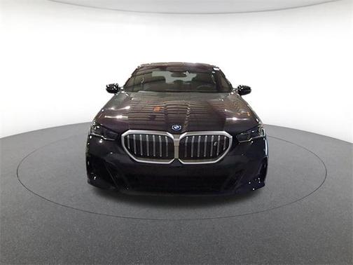2025 BMW i5 xDrive40