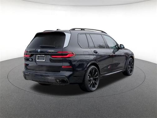 2026 BMW X7 M60i