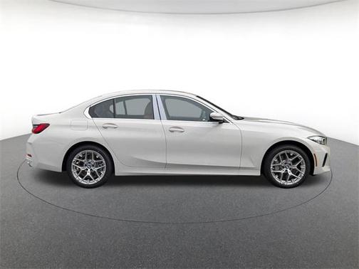 2025 BMW 330 i xDrive