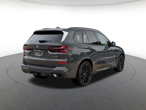 Gray Metallic 2026 BMW X5 xDrive40i