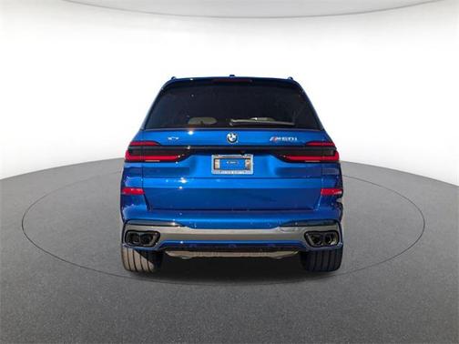 2025 BMW X7 M60i