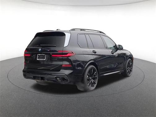 2026 BMW X7 M60i
