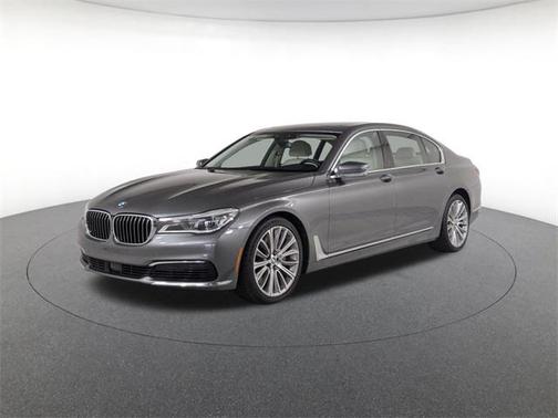 2019 BMW 750 I
