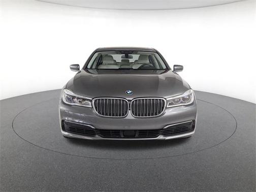 2019 BMW 750 I