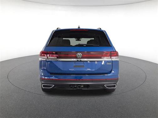 2025 Volkswagen Atlas 2.0T SE w/Technology 4MOTION