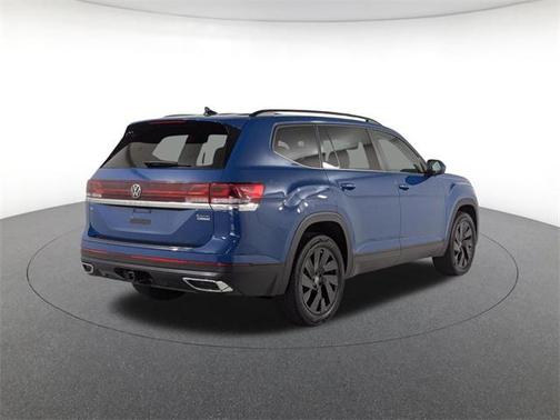 2025 Volkswagen Atlas 2.0T SE w/Technology 4MOTION