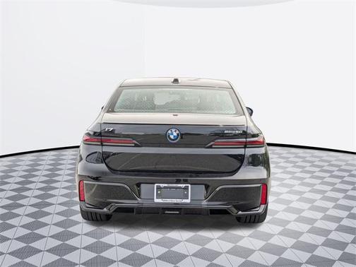 2025 BMW i7 eDrive50