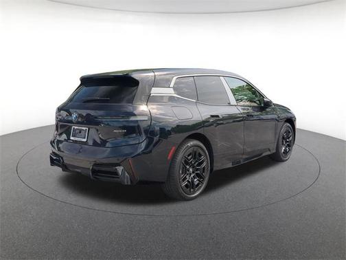 2026 BMW iX xDrive45