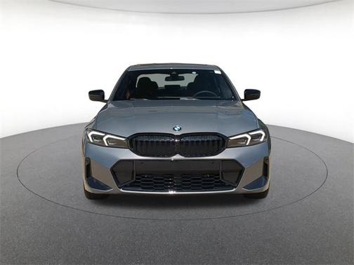 2025 BMW 330 i xDrive