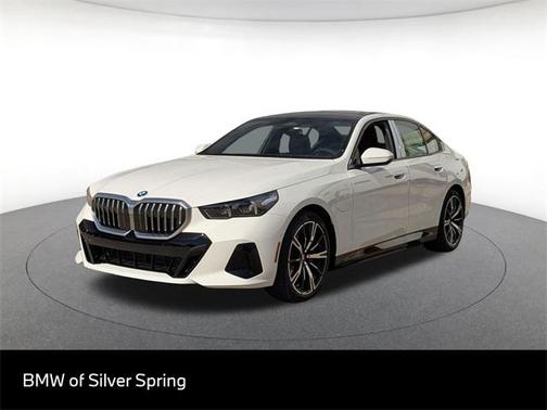 2026 BMW 550e 550e xDrive